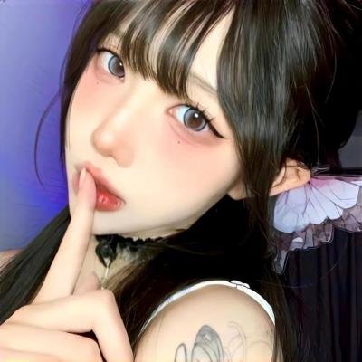 被背叛后，我被千金和萌娃赖上了